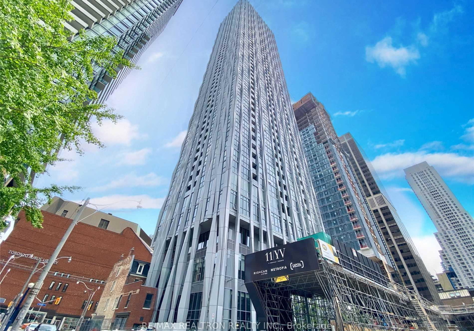 1-yorkville-avenue-toronto-ontario-c12588684