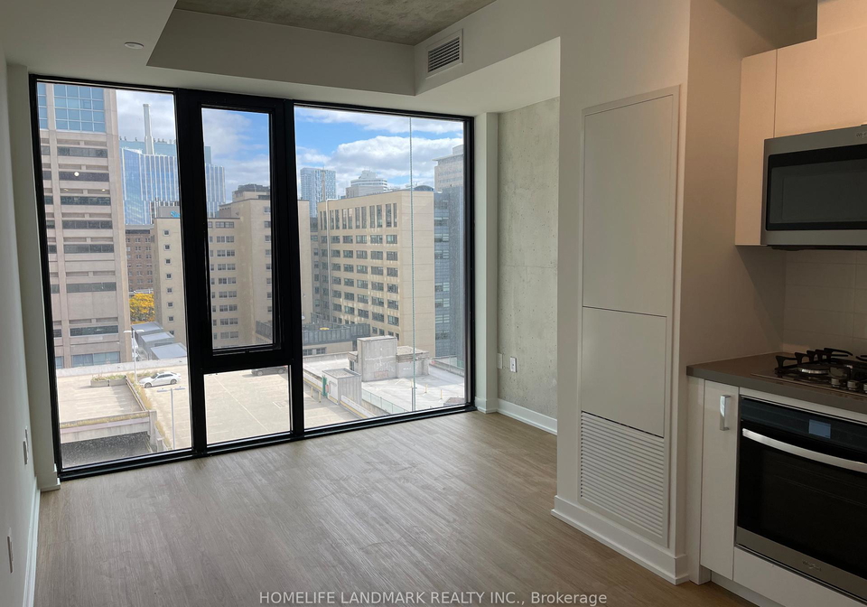 195-mccaul-street-toronto-ontario-c12589082