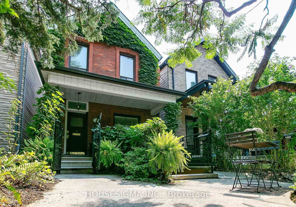 529-crawford-street-toronto-ontario-c12589284