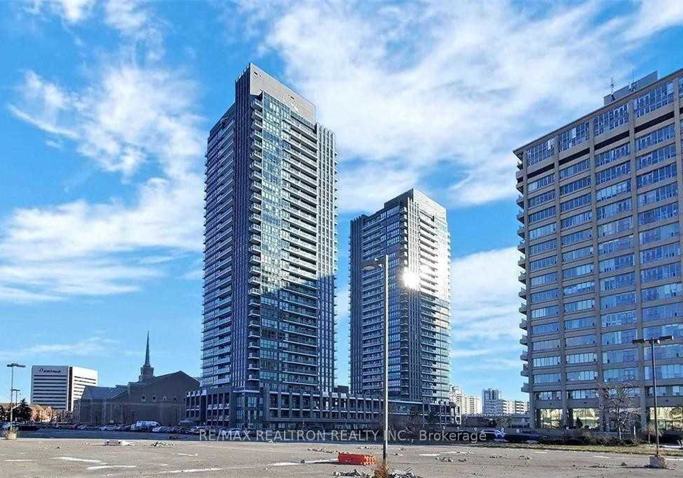 2-sonic-way-east-york-ontario-c12589366