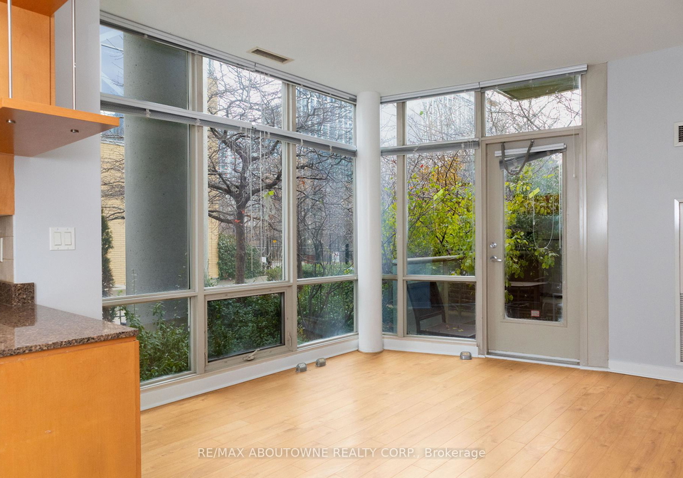 35-mariner-terrace-toronto-ontario-c12589446