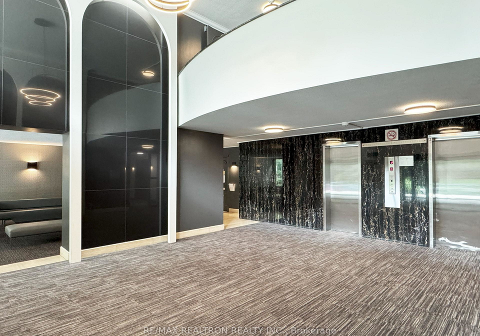 10-shallmar-boulevard-toronto-ontario-c12589728