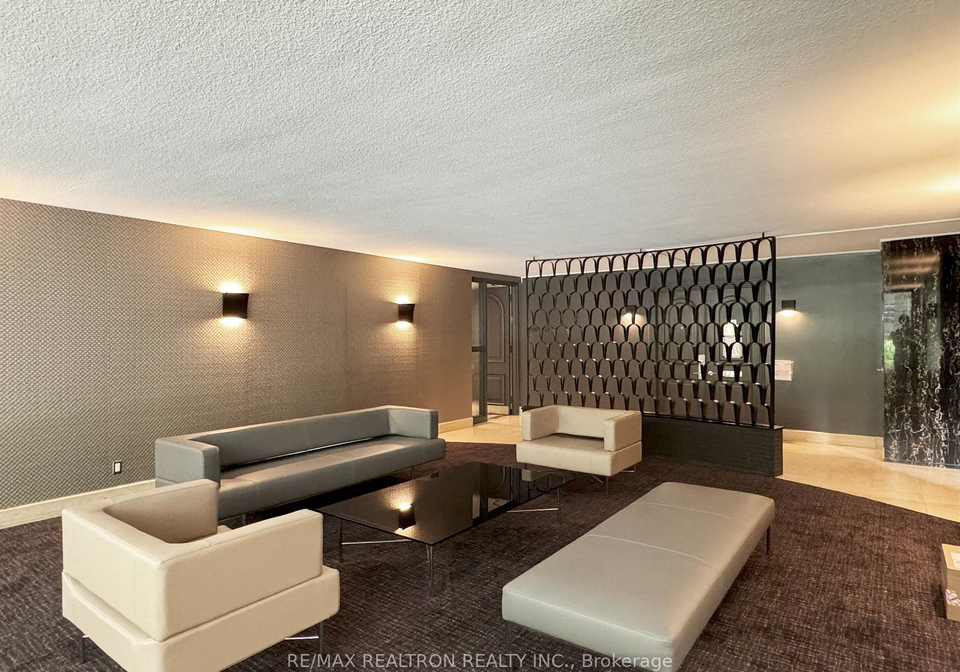 10-shallmar-boulevard-toronto-ontario-c12589728