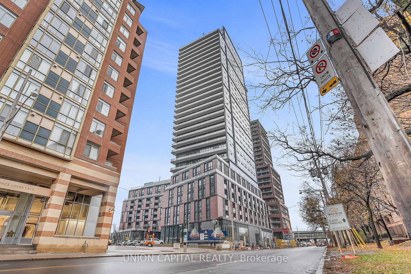 35-parliament-street-toronto-ontario-c12589774