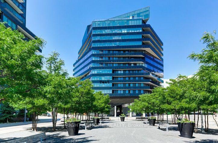 21-lawren-harris-square-toronto-ontario-c12590166