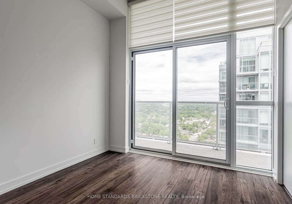 33-helendale-avenue-toronto-ontario-c12590168