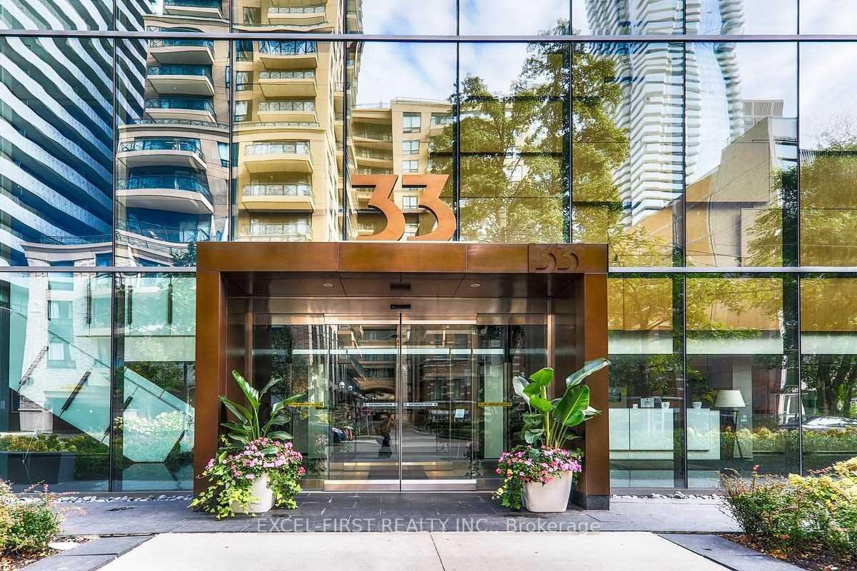33-charles-street-e-toronto-ontario-c12590376
