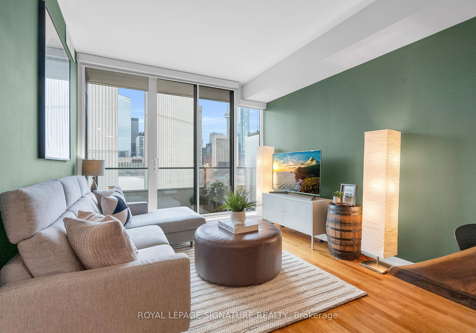111-elizabeth-street-toronto-ontario-c12590720