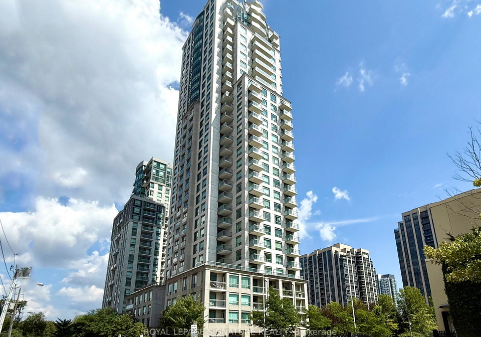 21-hillcrest-avenue-north-york-ontario-c12590728