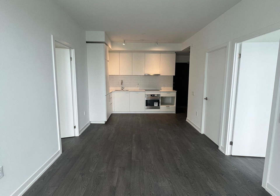 8-olympic-garden-north-york-ontario-c12590852