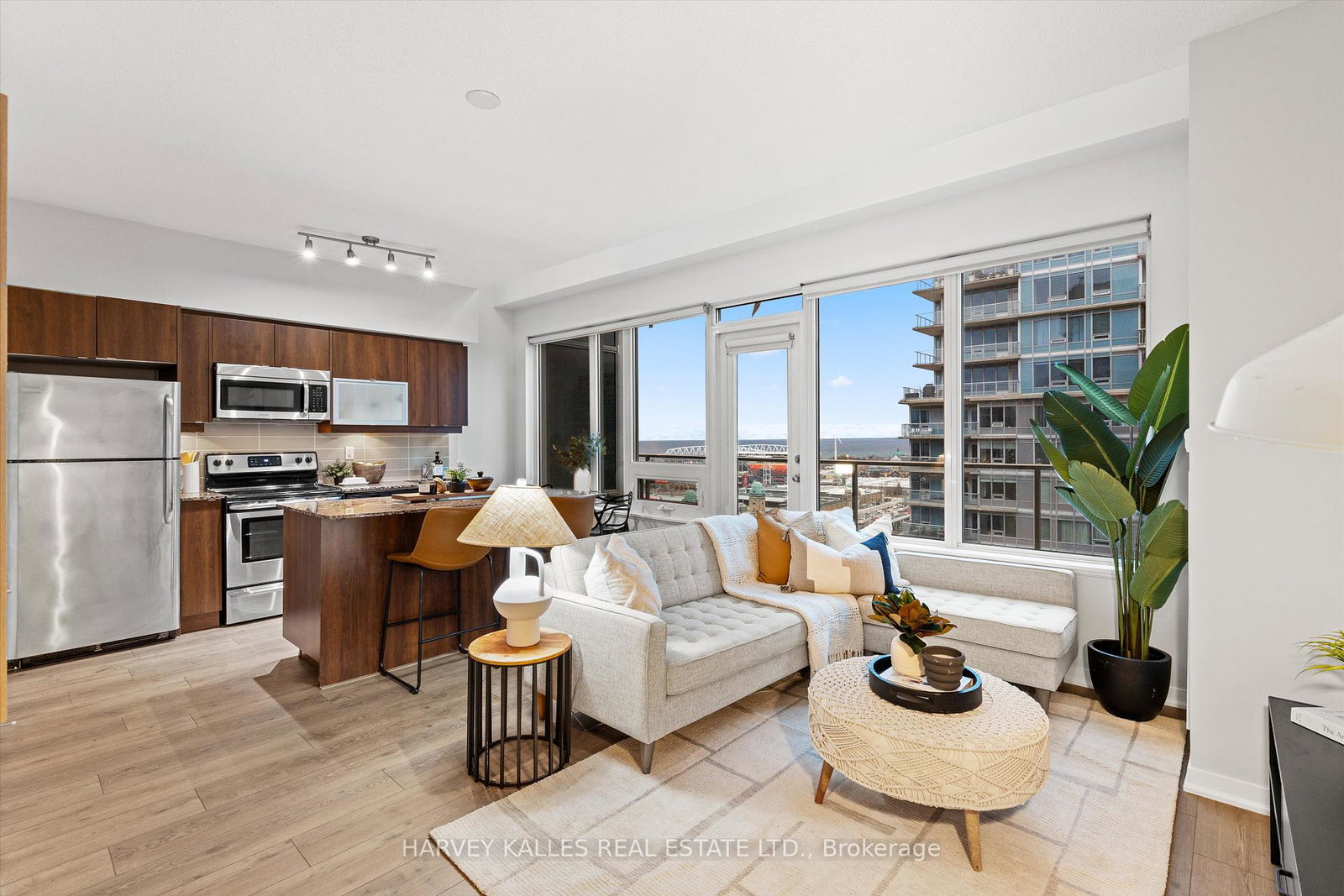 55-east-liberty-street-toronto-ontario-c12590932