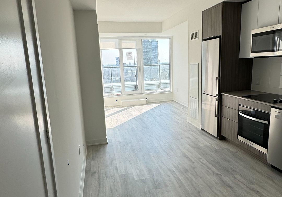 70-princess-street-toronto-ontario-c12591000