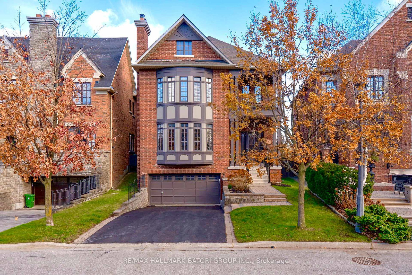 9-true-davidson-drive-east-york-ontario-c12591016