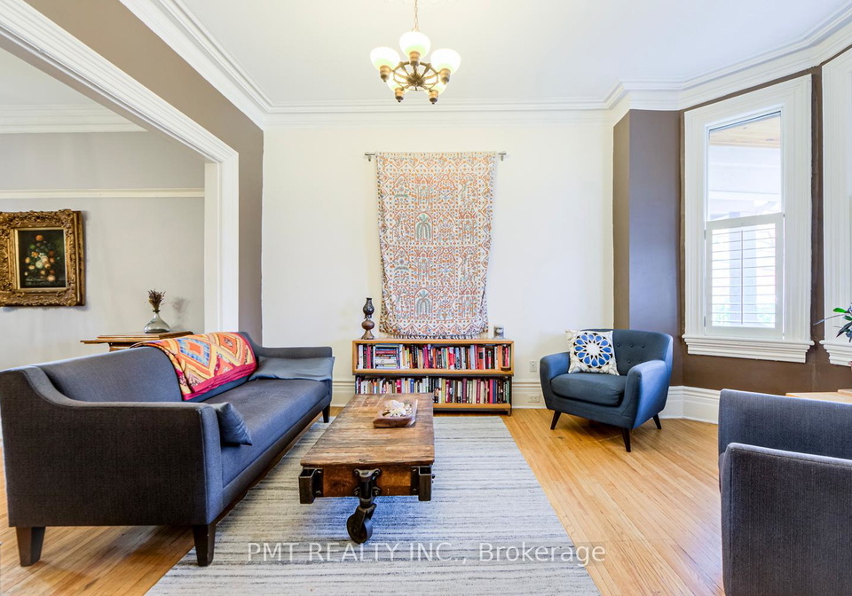 19-churchill-avenue-toronto-ontario-c12591258