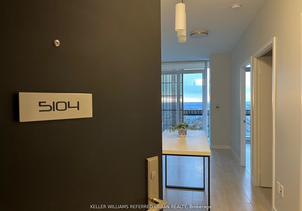 8-eglinton-avenue-e-toronto-ontario-c12591580