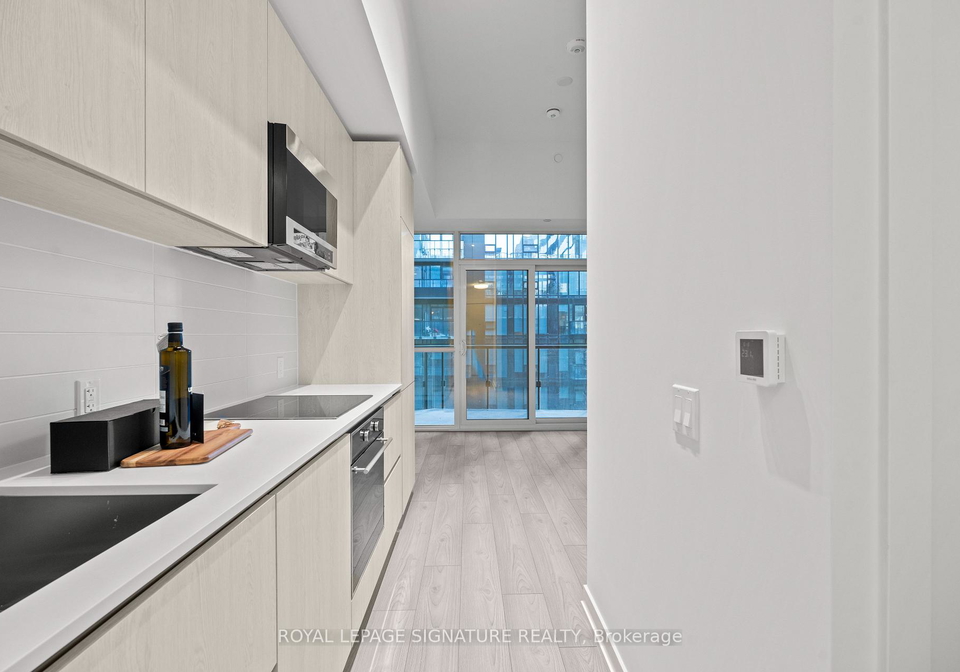 110-broadway-avenue-toronto-ontario-c12591694