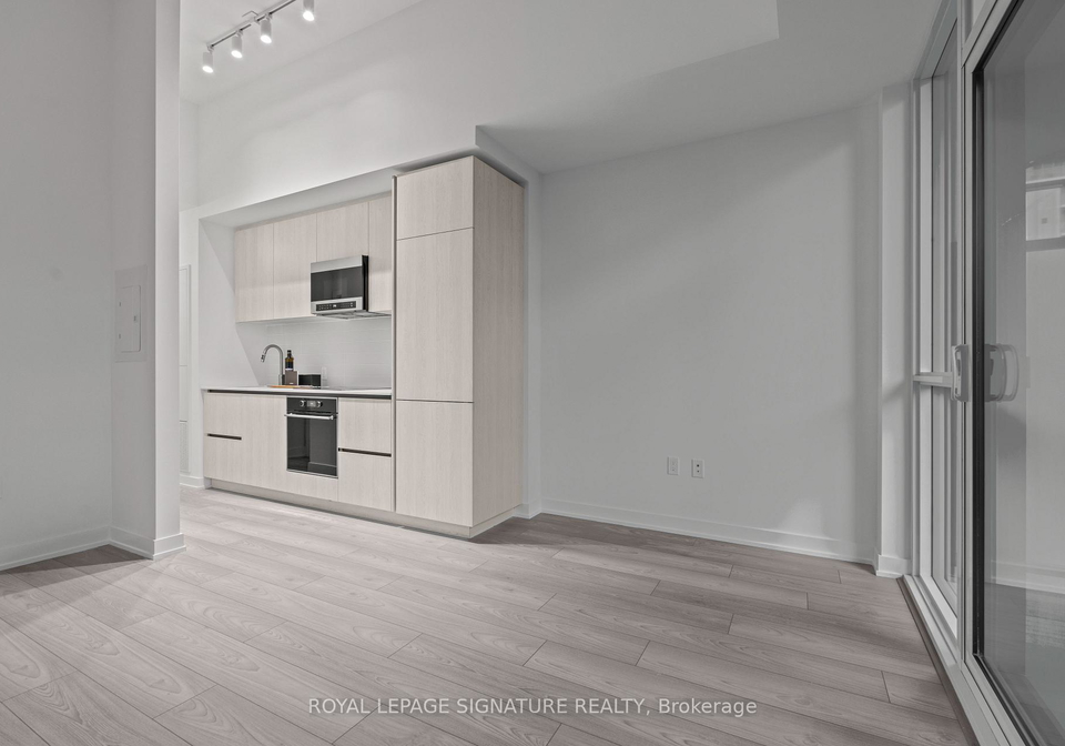 110-broadway-avenue-toronto-ontario-c12591694