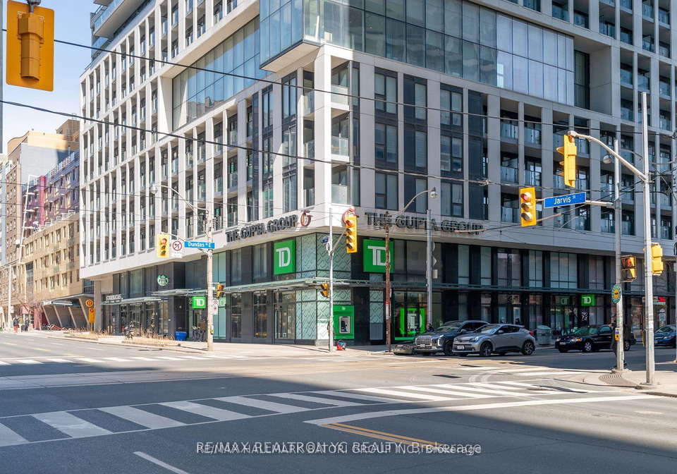 251-jarvis-street-toronto-ontario-c12591702