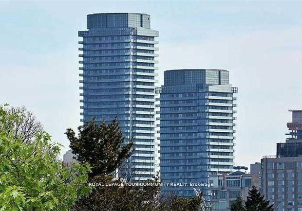 1080-bay-street-toronto-ontario-c12591788