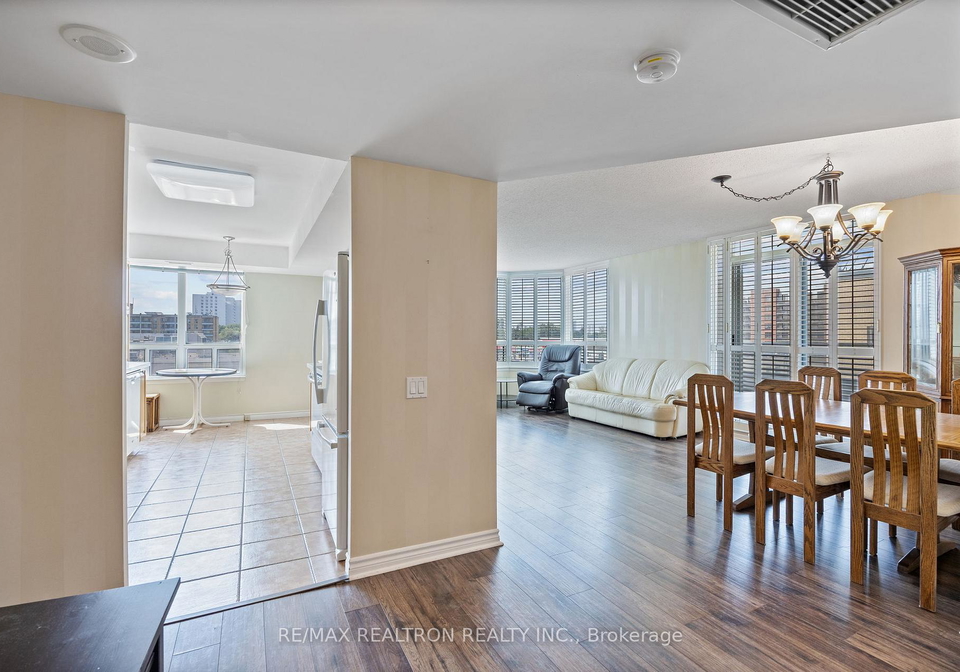 8-covington-road-toronto-ontario-c12592118