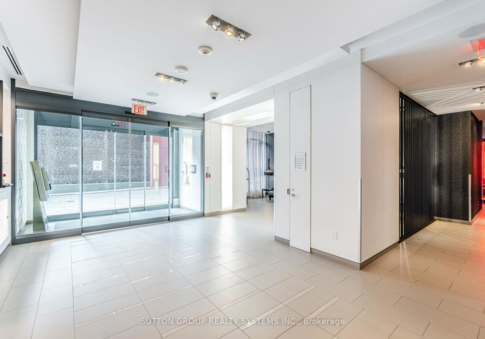 560-front-street-w-toronto-ontario-c12592178