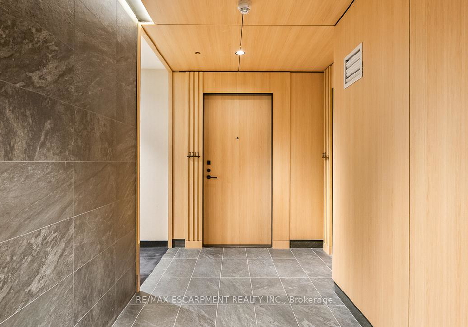 35-mercer-street-toronto-ontario-c12592524