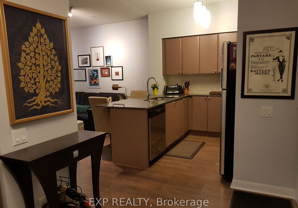 525-wilson-avenue-toronto-ontario-c12592606