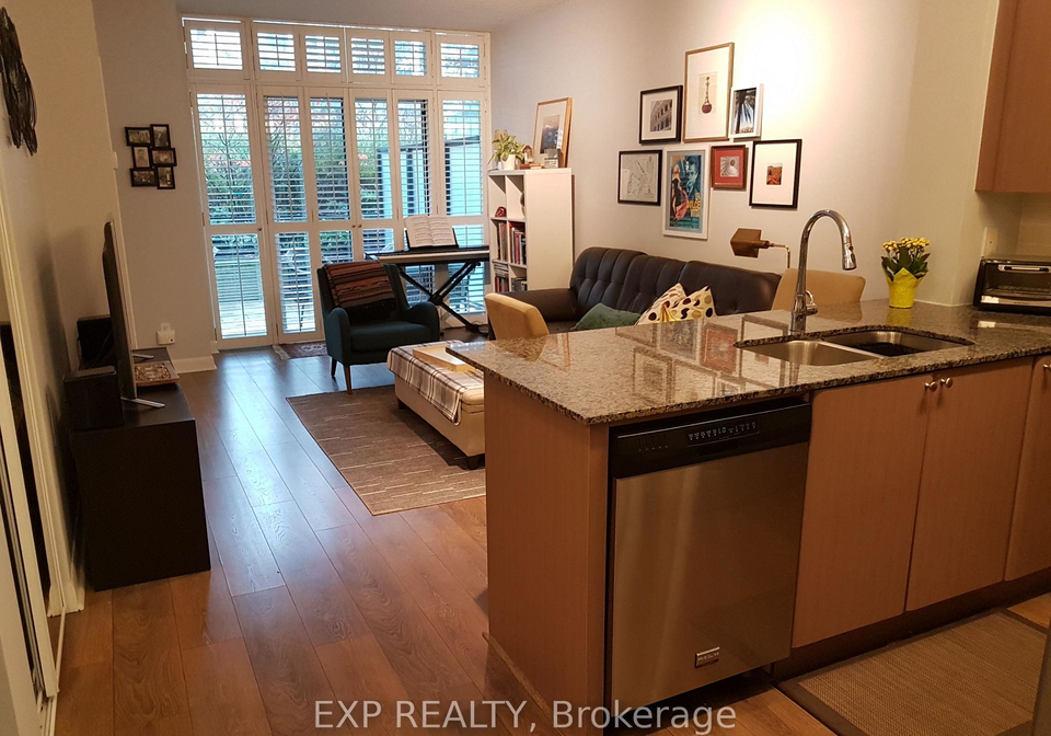 525-wilson-avenue-toronto-ontario-c12592606