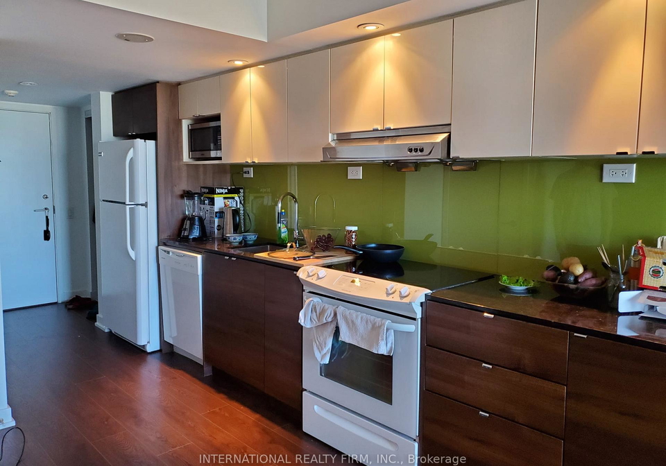121-mcmahon-drive-north-york-ontario-c12592670