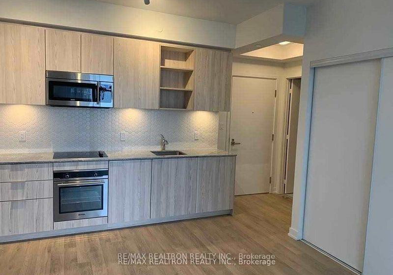 50-ordnance-street-toronto-ontario-c12592788