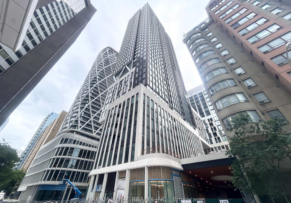 121-st-patrick-street-toronto-ontario-c12592796