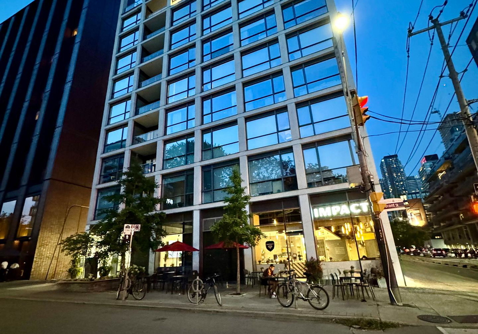 39-brant-street-toronto-ontario-c12592828