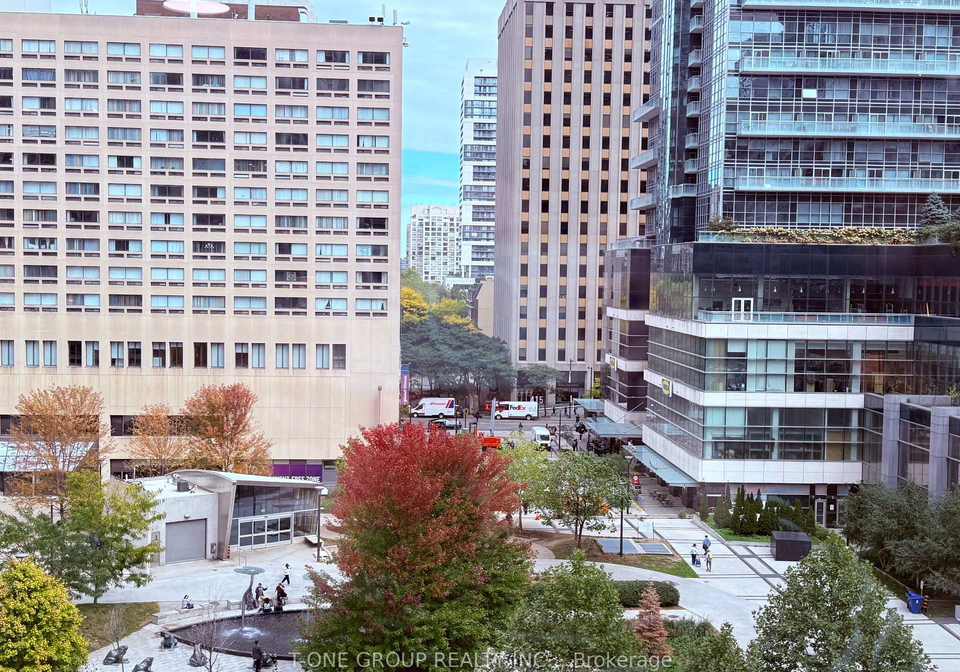 761-bay-street-toronto-ontario-c12592880