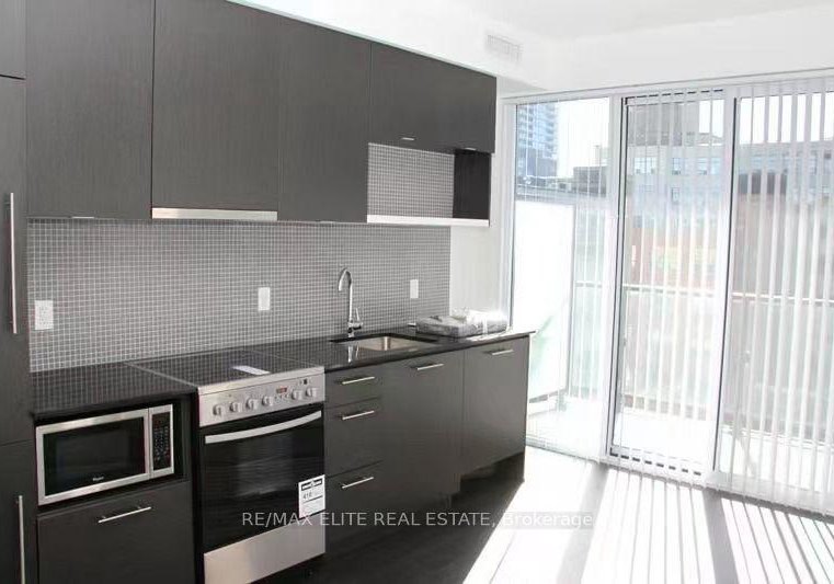 435-richmond-street-w-toronto-ontario-c12592954
