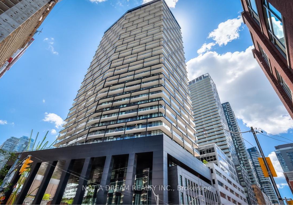 125-peter-street-toronto-ontario-c12592978