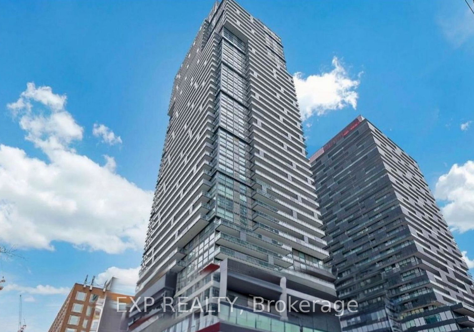 39-roehampton-avenue-toronto-ontario-c12593156