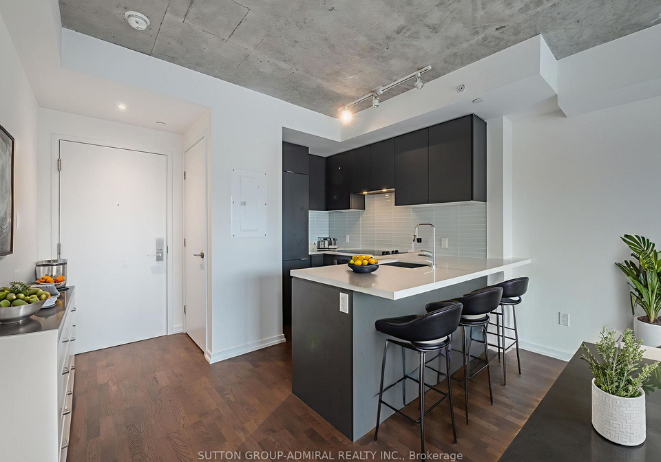 60-colborne-street-toronto-ontario-c12593280
