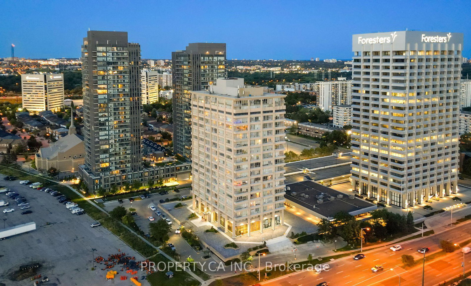 797-don-mills-road-east-york-ontario-c12593302