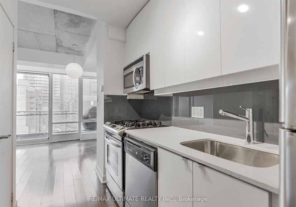 127-queen-street-e-toronto-ontario-c12593524