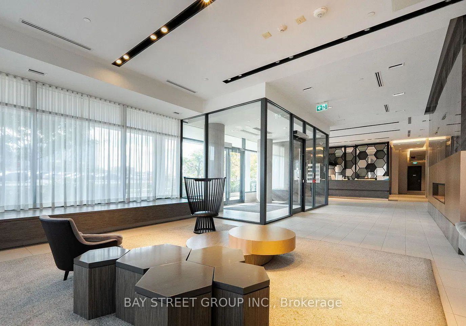 128-fairview-mall-drive-north-york-ontario-c12593970