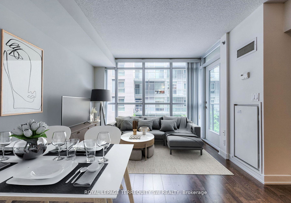 21-nelson-street-toronto-ontario-c12594076