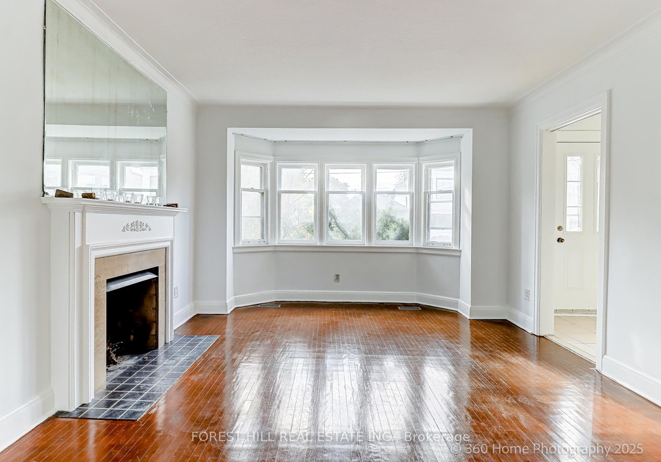 192-roe-avenue-toronto-ontario-c12594372