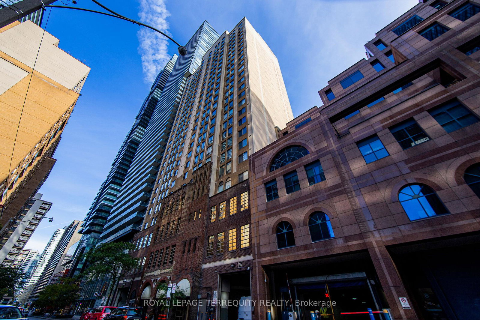 25-grenville-street-toronto-ontario-c12594390