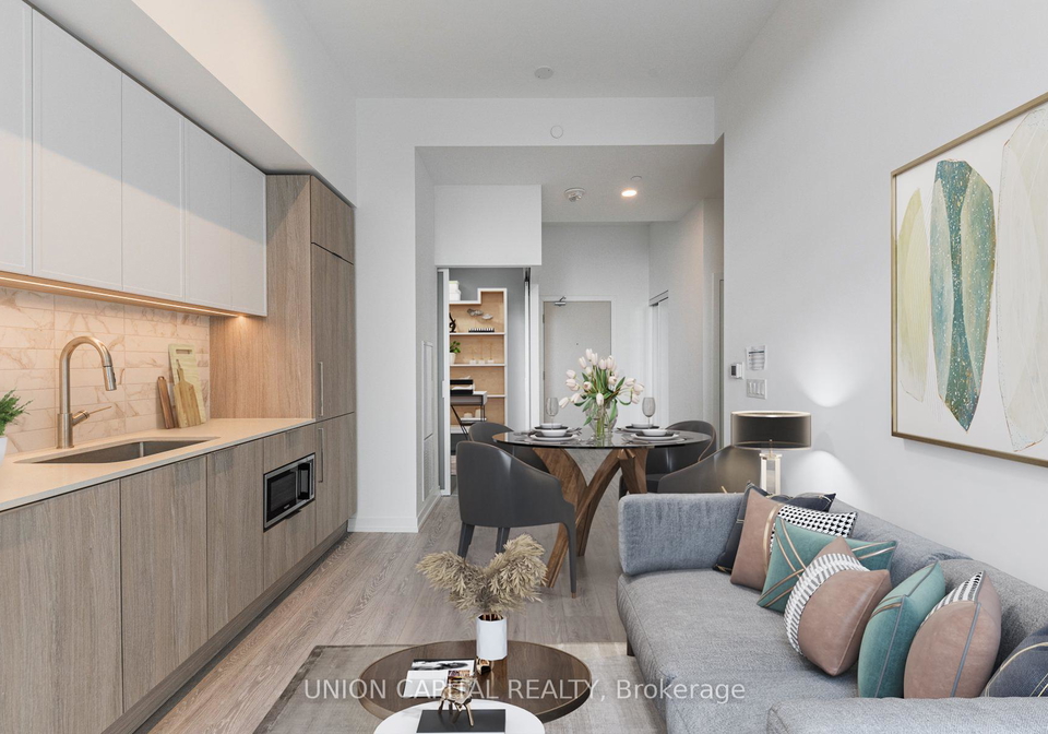 2020-bathurst-street-toronto-ontario-c12594620