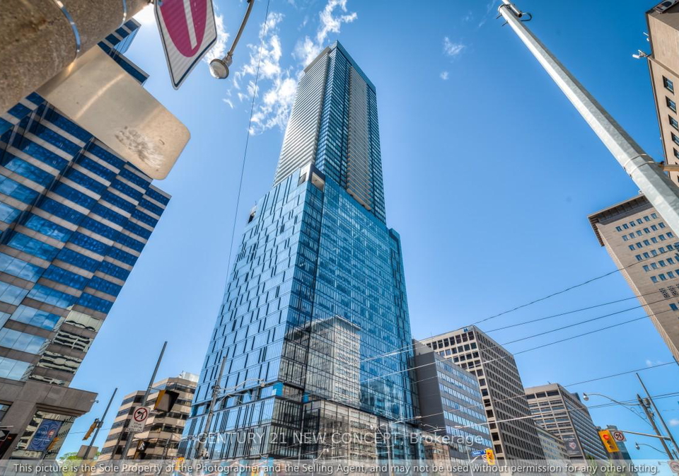 488-university-avenue-toronto-ontario-c12595086