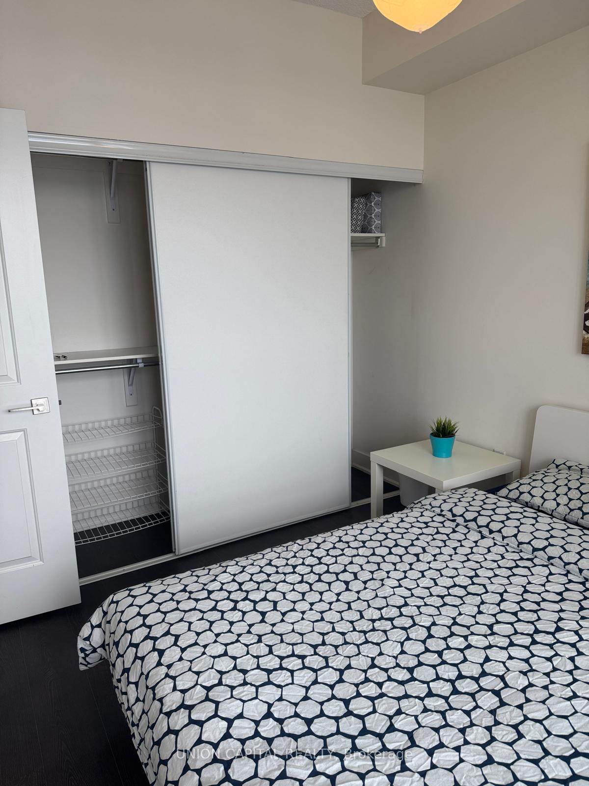 88-sheppard-avenue-e-north-york-ontario-c12595744