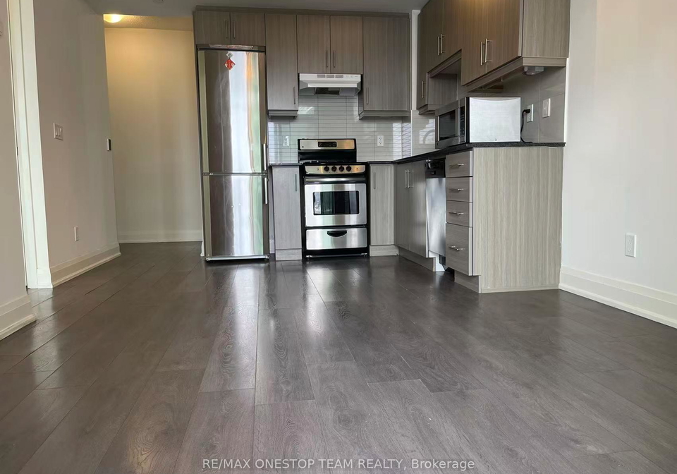 68-canterbury-place-toronto-ontario-c12595782