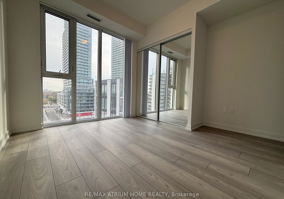 5858-yonge-street-toronto-ontario-c12595974