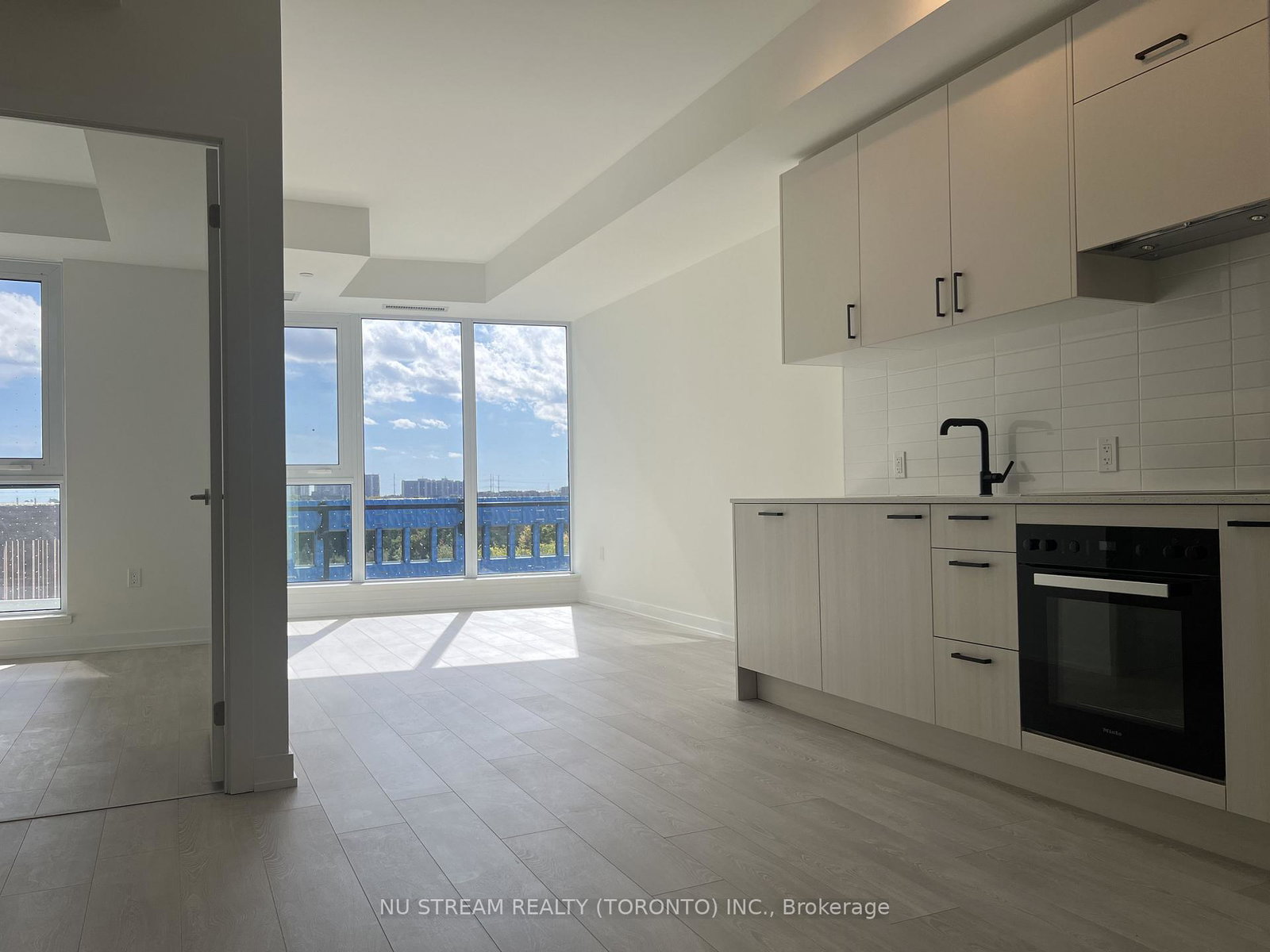 1-kyle-lowry-road-north-york-ontario-c12596108