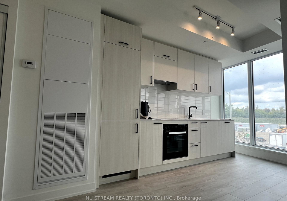 1-kyle-lowry-road-north-york-ontario-c12596144